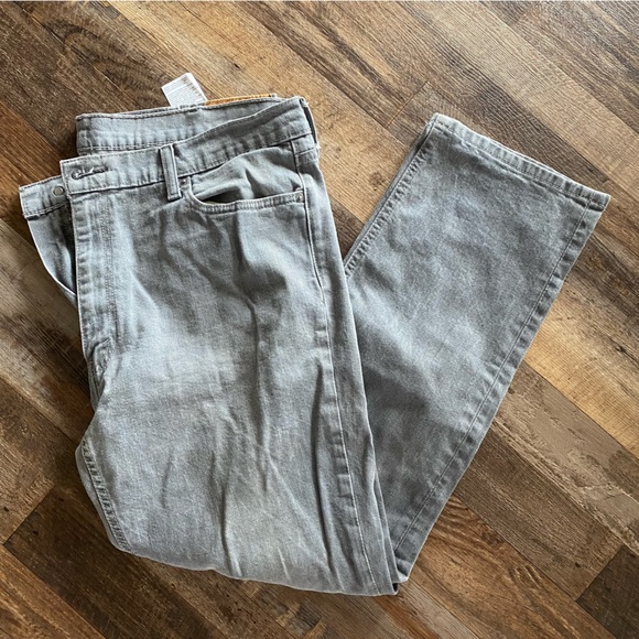 Levi’s 541 Athletic Fit Jeans - Picture 2 of 14